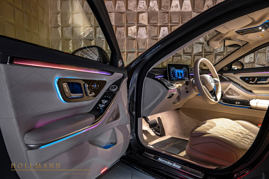 Vehicle view 17