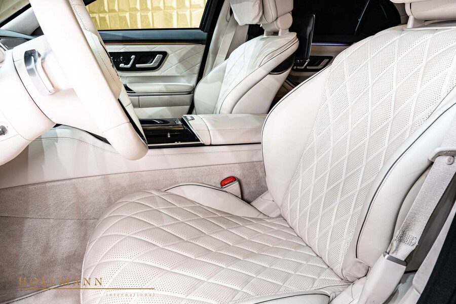 Vehicle view 25