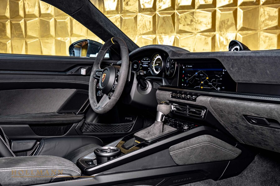 Vehicle view 16