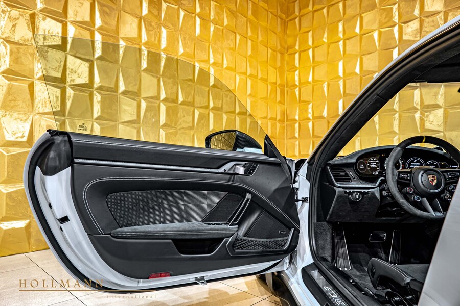 Vehicle view 9