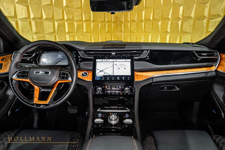 Vehicle view 16