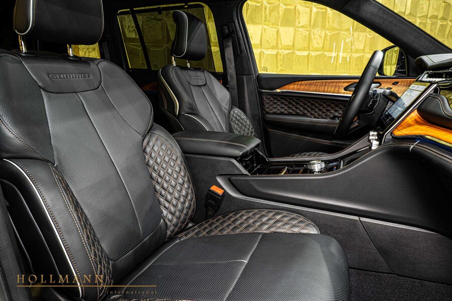 Vehicle view 26
