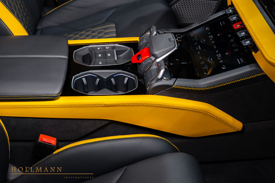 Vehicle view 18