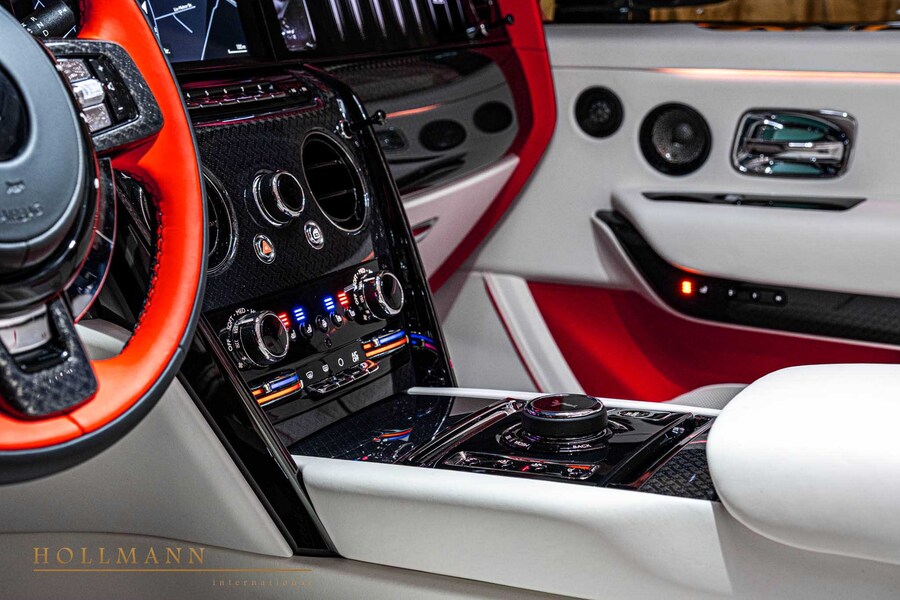Vehicle view 23