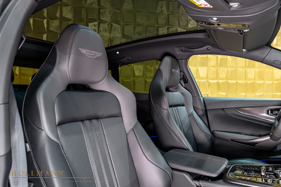 Vehicle view 19