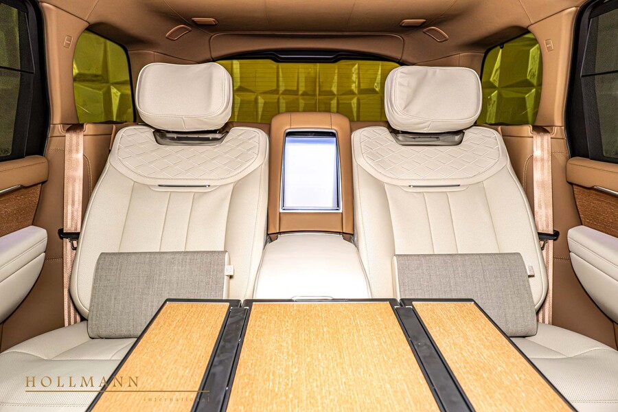 Vehicle view 19