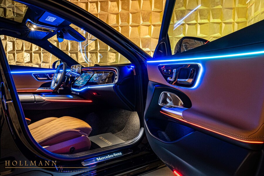 Vehicle view 9