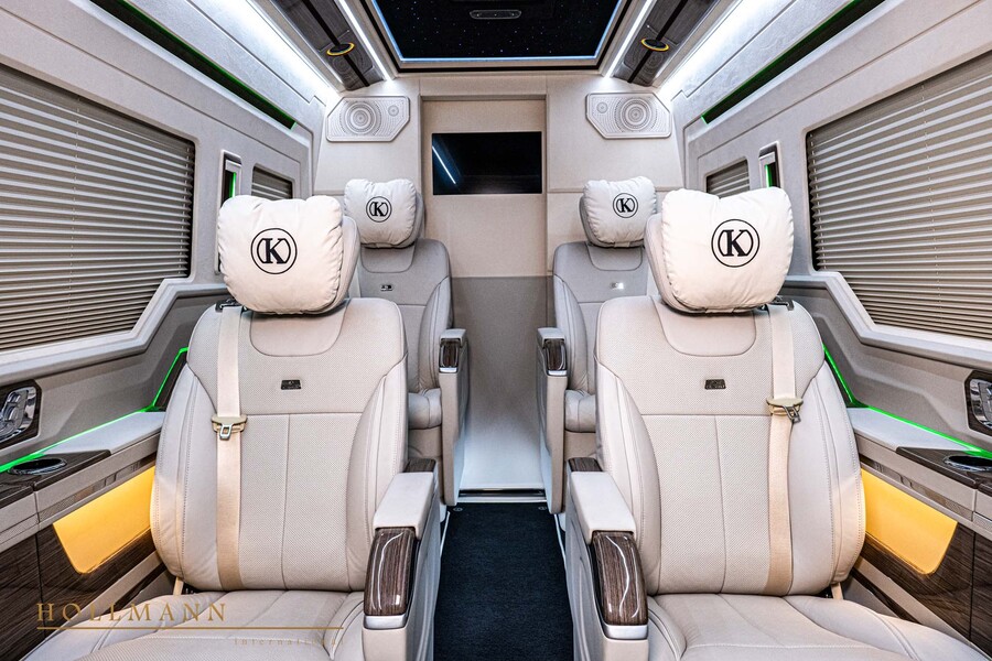 Vehicle view 23