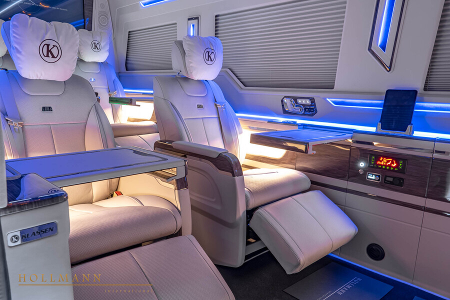 Vehicle view 25