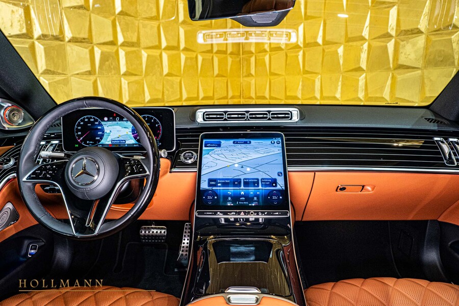 Vehicle view 16