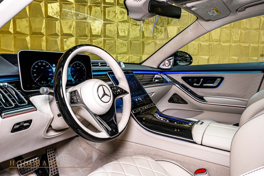 Vehicle view 18