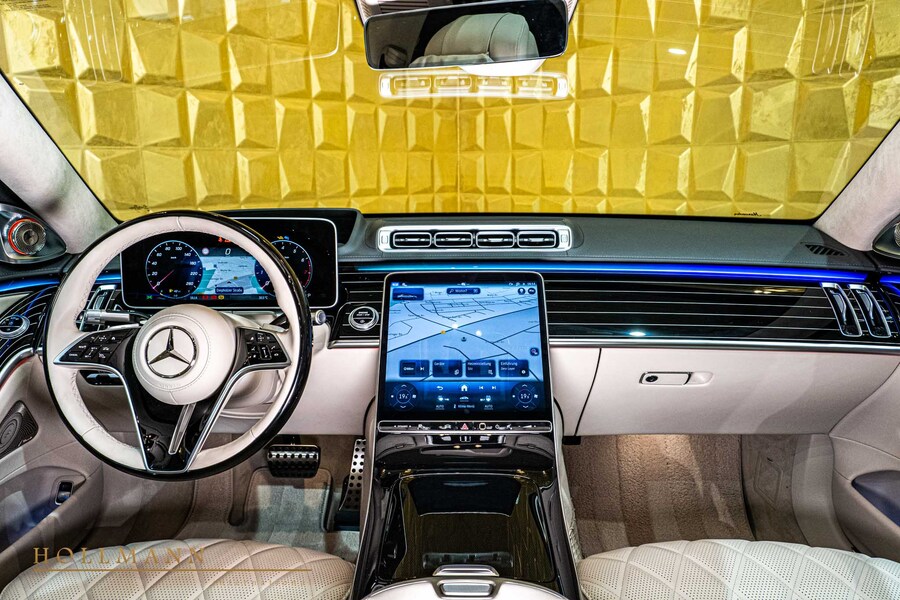 Vehicle view 19