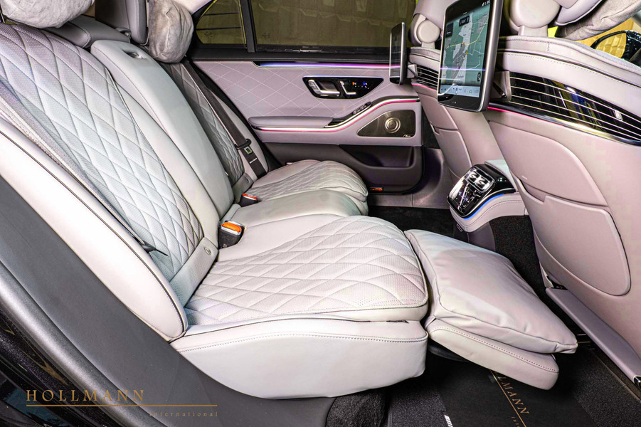 Vehicle view 23