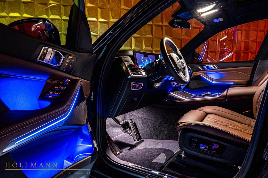 Vehicle view 13