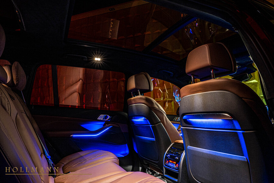 Vehicle view 16