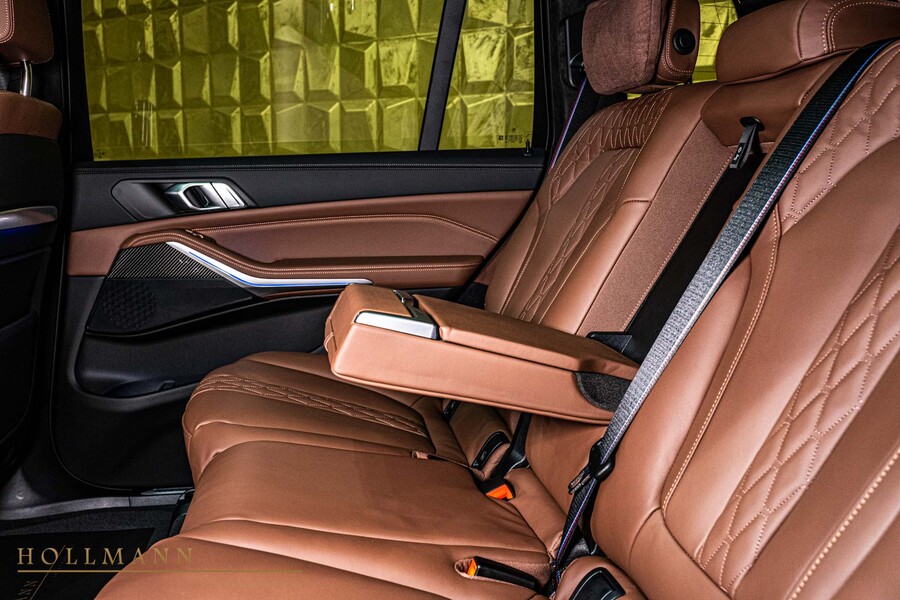 Vehicle view 29