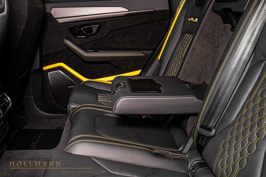 Vehicle view 23