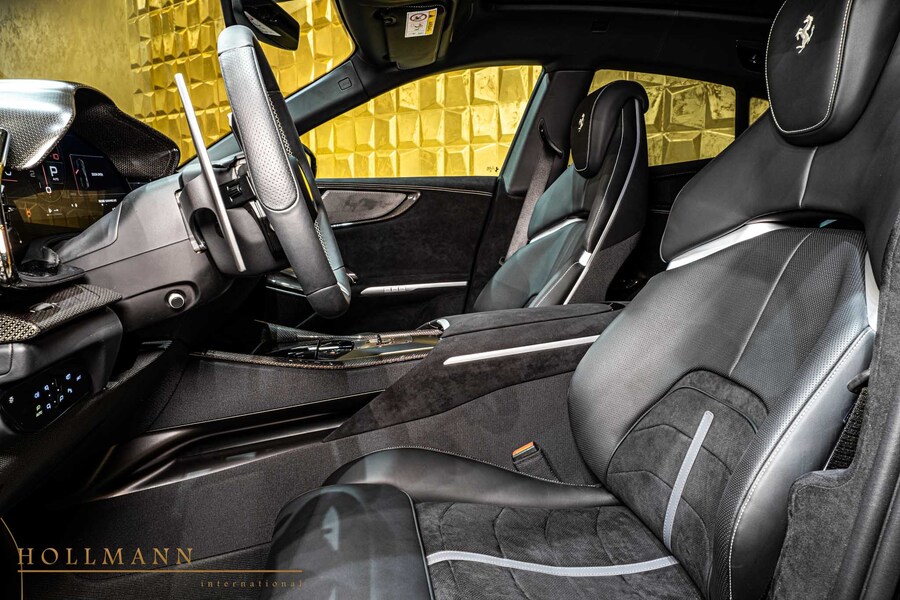 Vehicle view 14