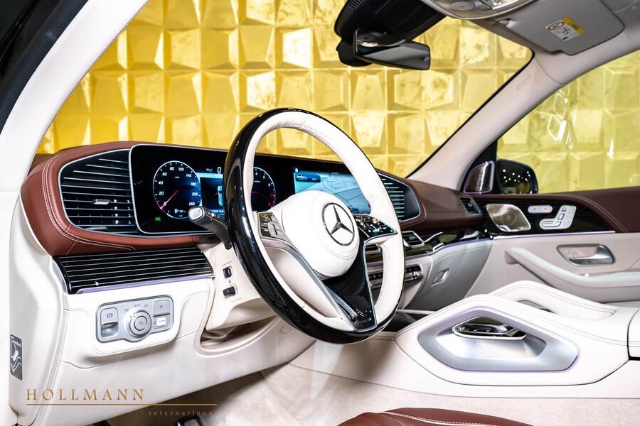 Vehicle view 18