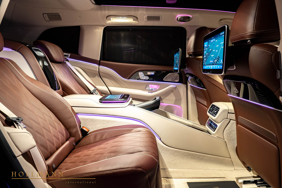 Vehicle view 9