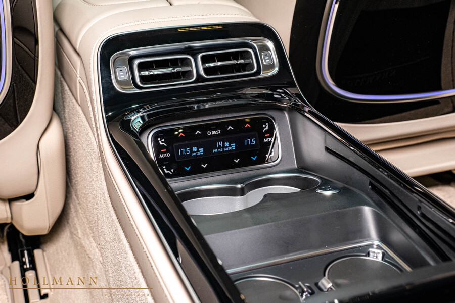 Vehicle view 18