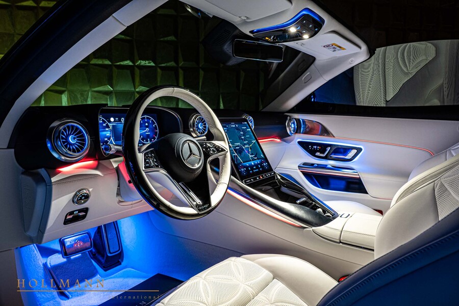 Vehicle view 16