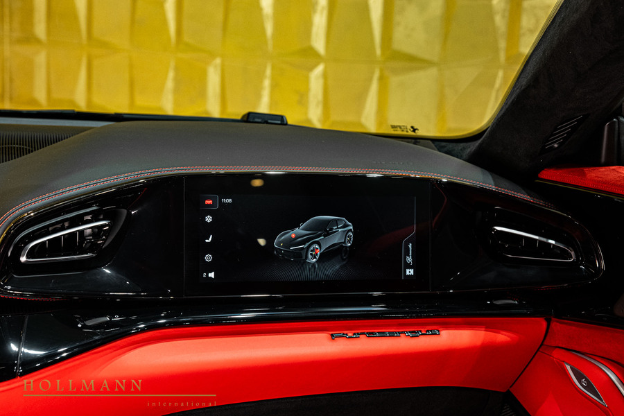Vehicle view 18