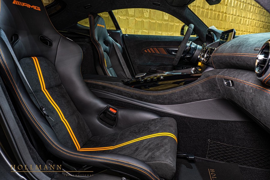Vehicle view 16