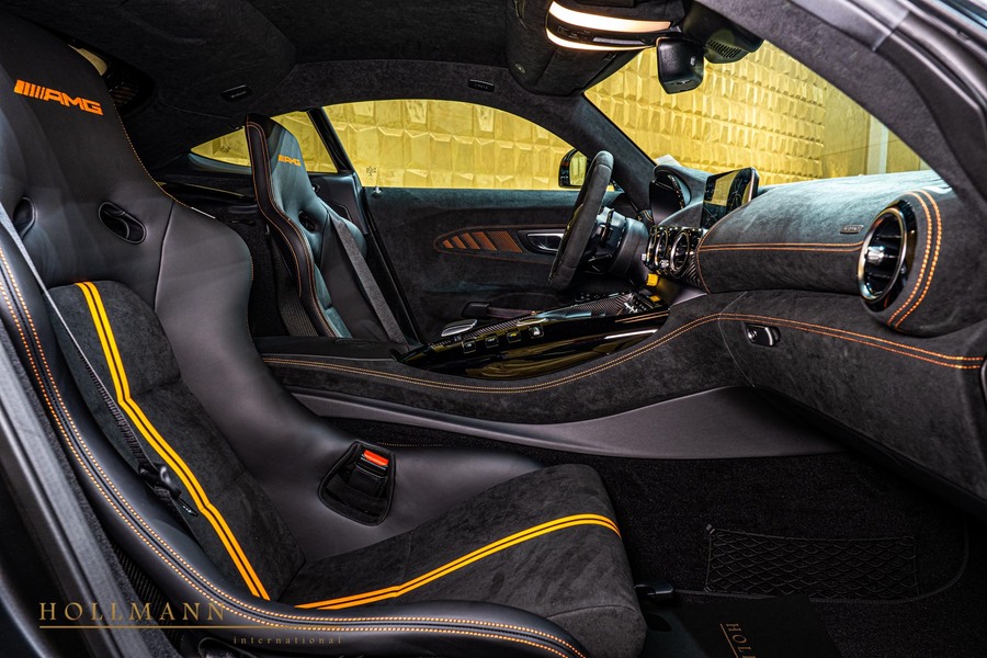Vehicle view 17