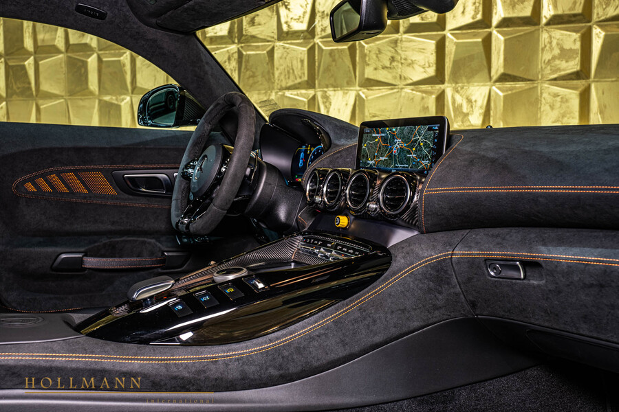 Vehicle view 19