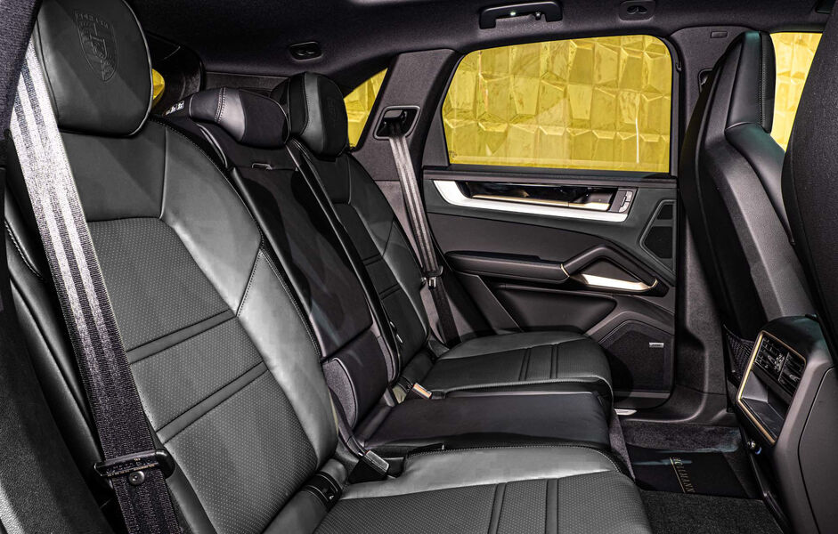 Vehicle view 16