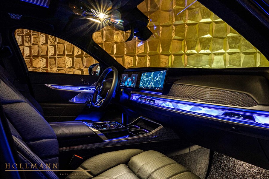 Vehicle view 12
