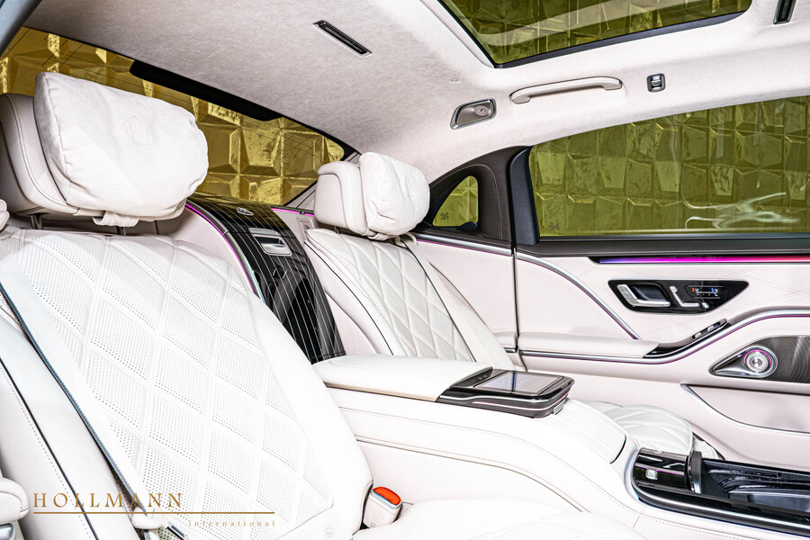 Vehicle view 23