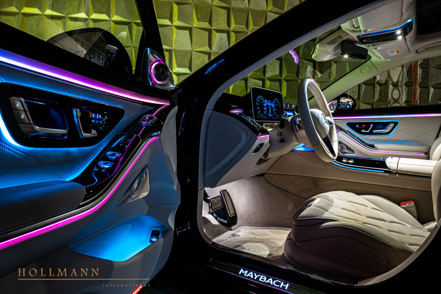 Vehicle view 9