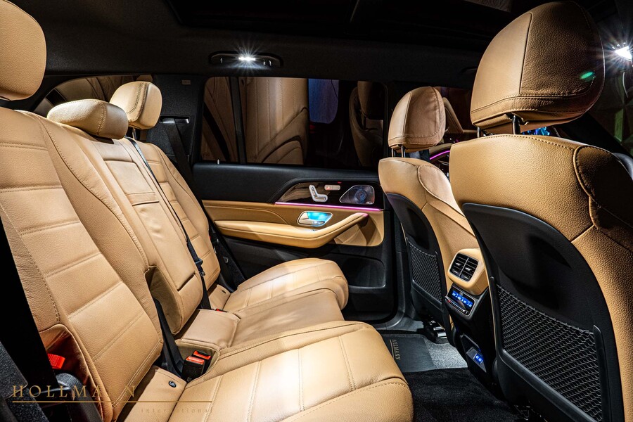Vehicle view 17