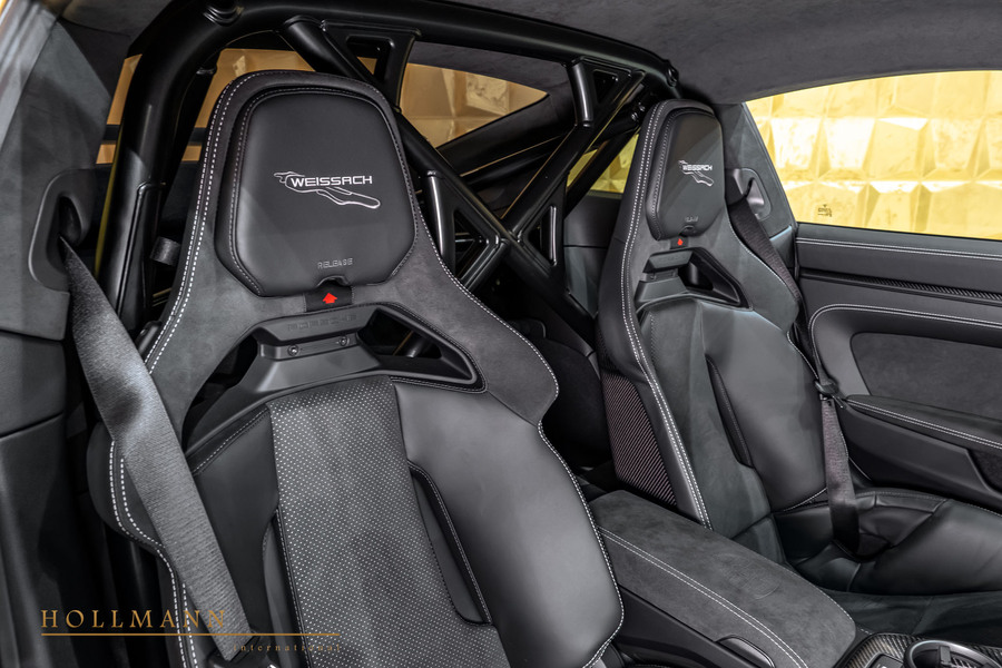 Vehicle view 17