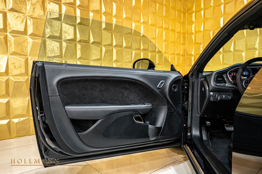 Vehicle view 14