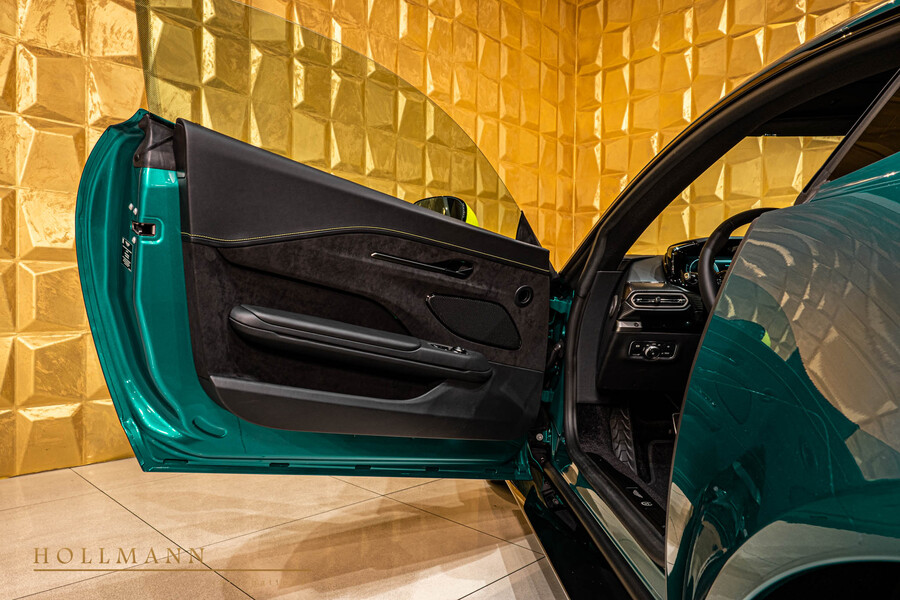 Vehicle view 16