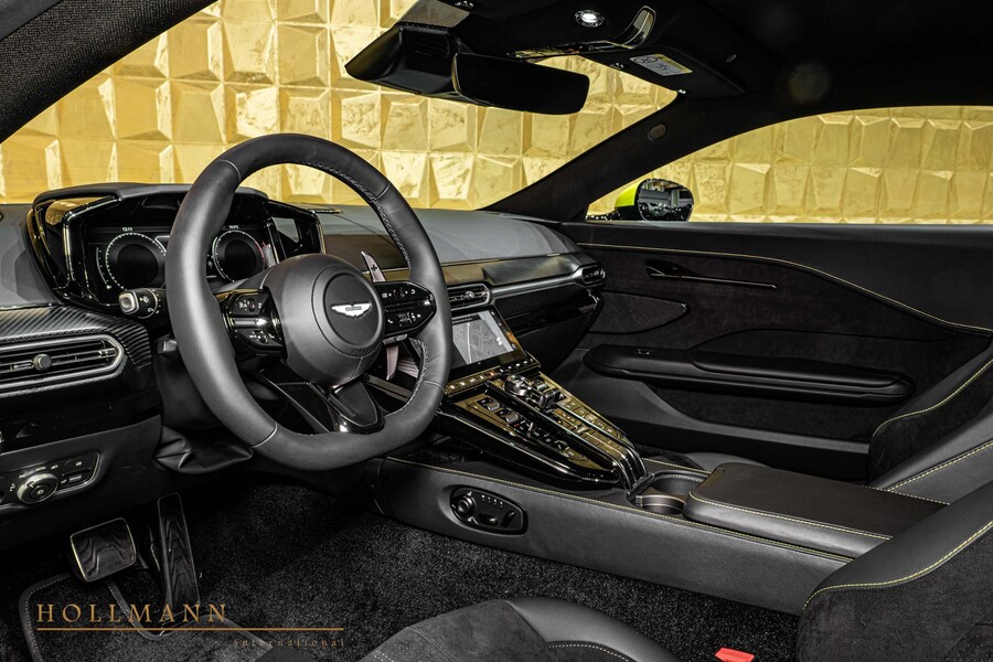 Vehicle view 18