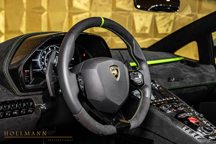 Vehicle view 15