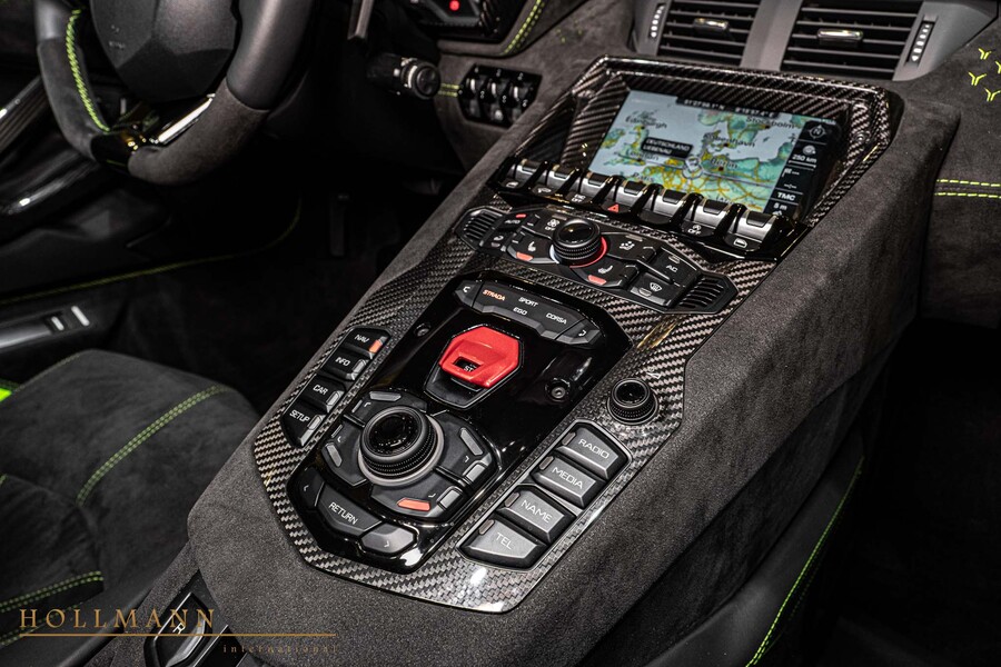 Vehicle view 18