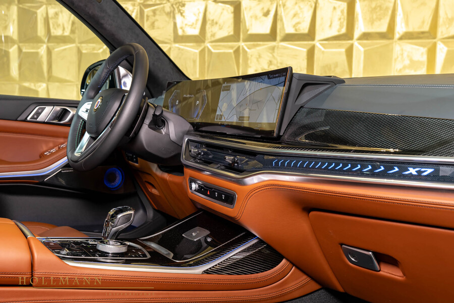 Vehicle view 17