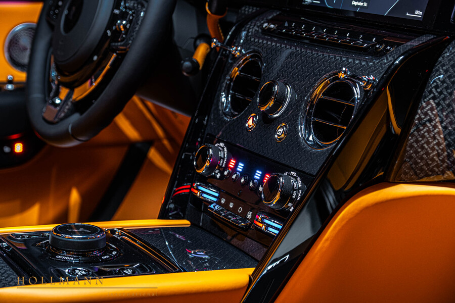 Vehicle view 27