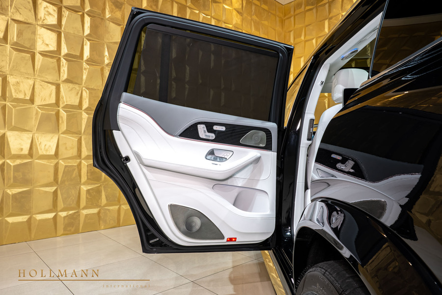 Vehicle view 18