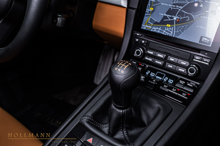 Vehicle view 18