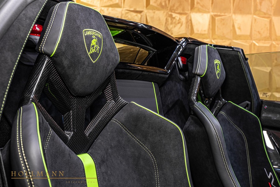 Vehicle view 16