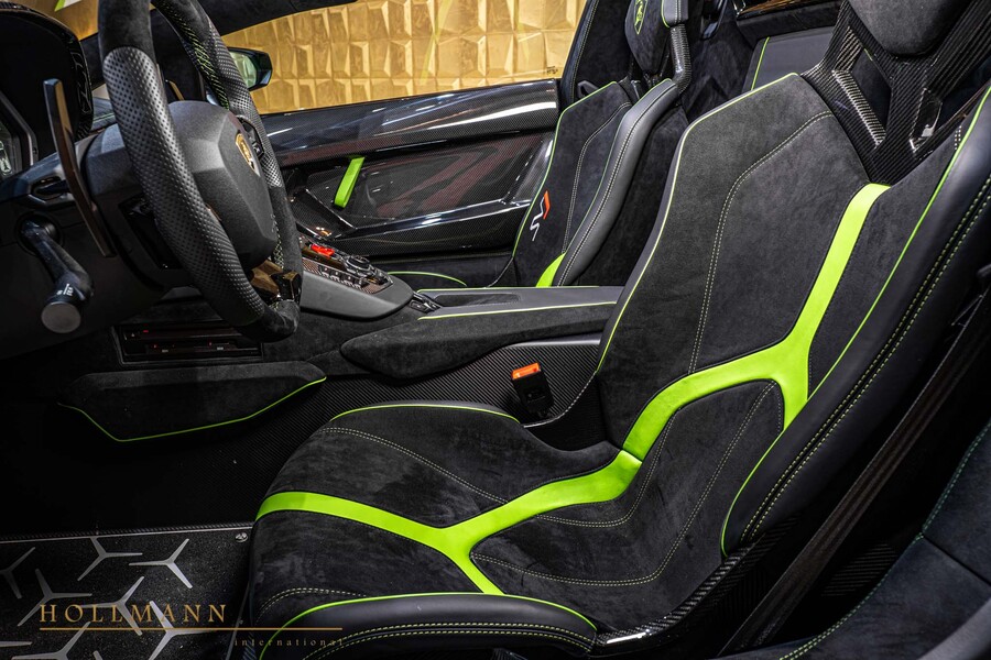 Vehicle view 17