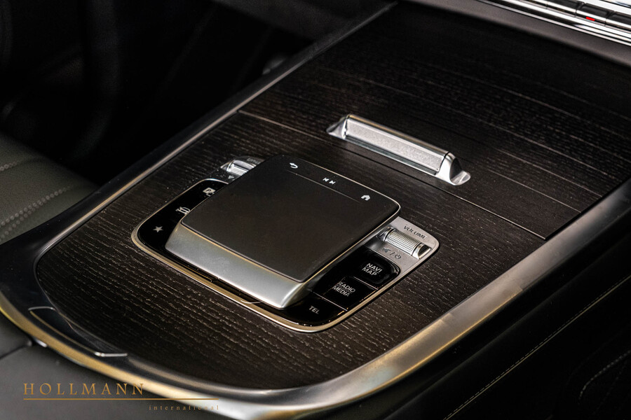 Vehicle view 28