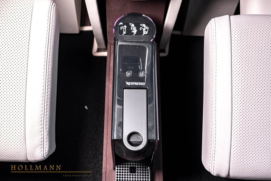 Vehicle view 23