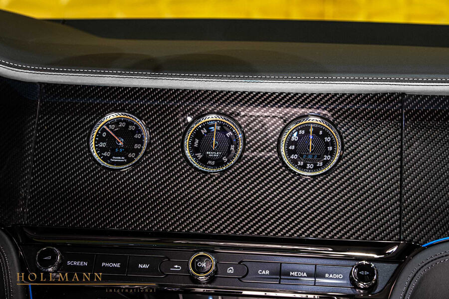 Vehicle view 18